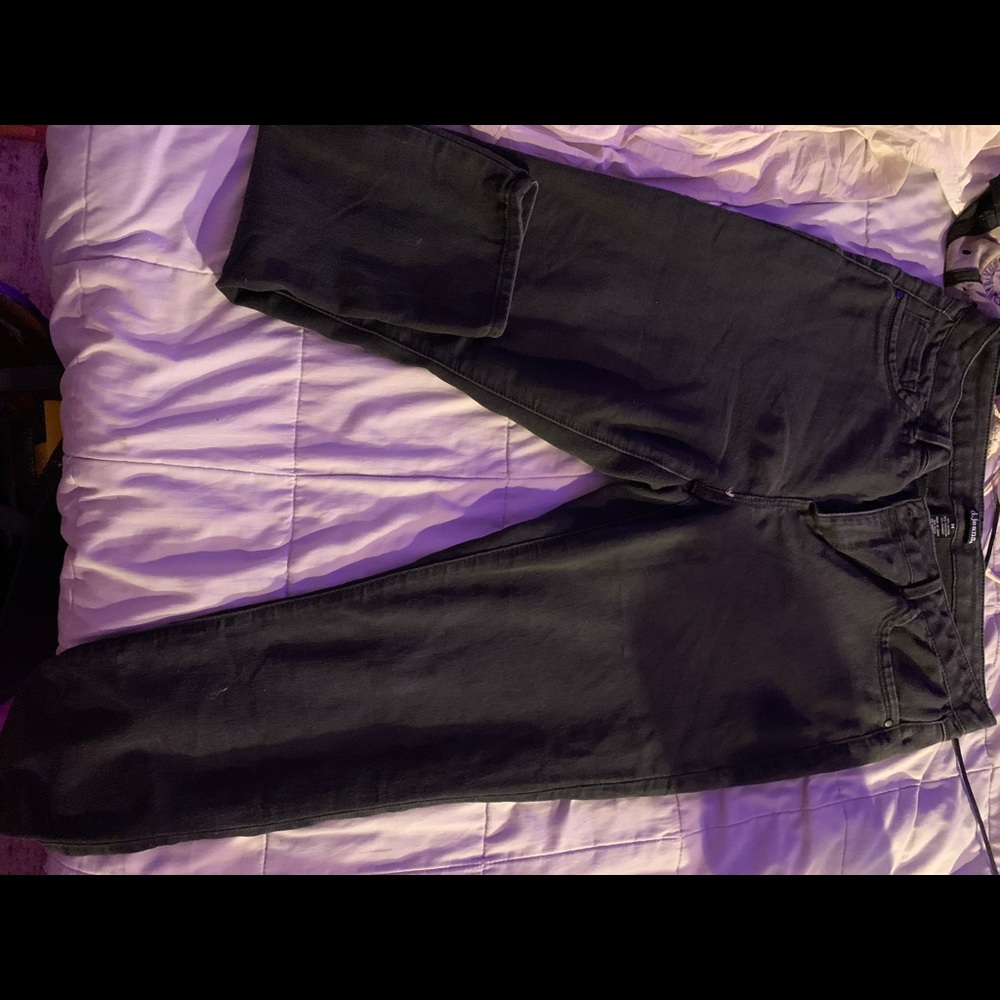Black skinny d.jeans